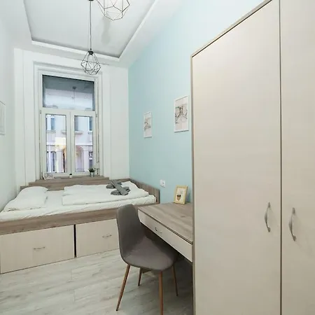 Apartment Cityscape Budget Garay Budapest